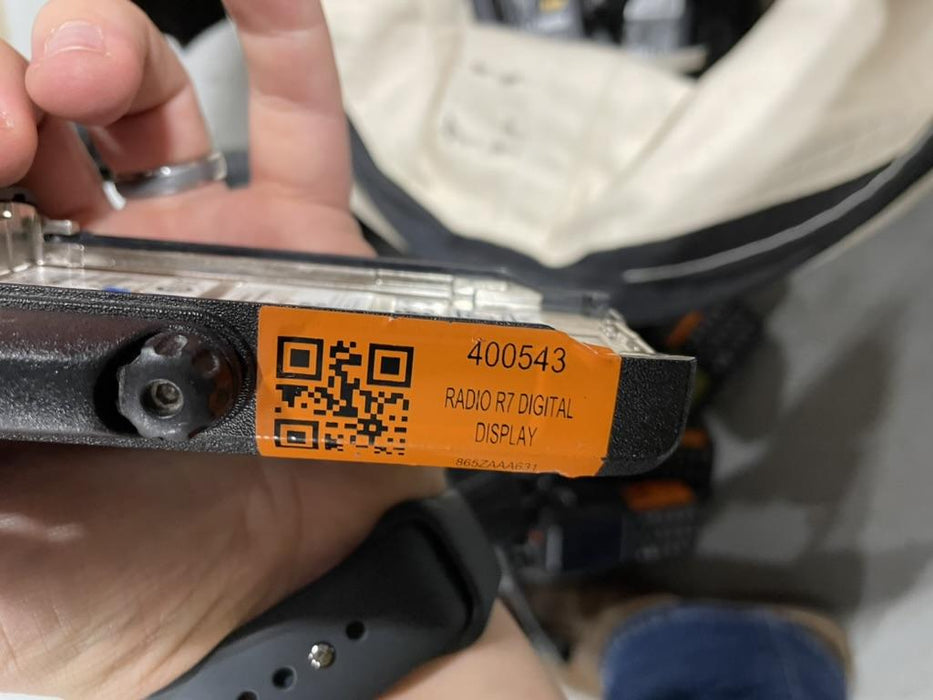 2024 MOTOROLA R7 DISPLAY