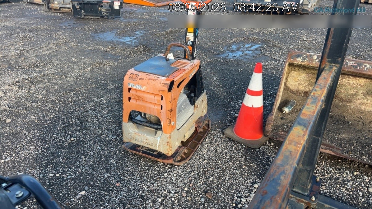 2023 Multiquip MV308GH Honda GX270, 18" Plate, Tachometer
