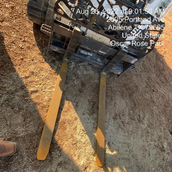 2021 PALADIN 48" Pallet Forks - Paladin