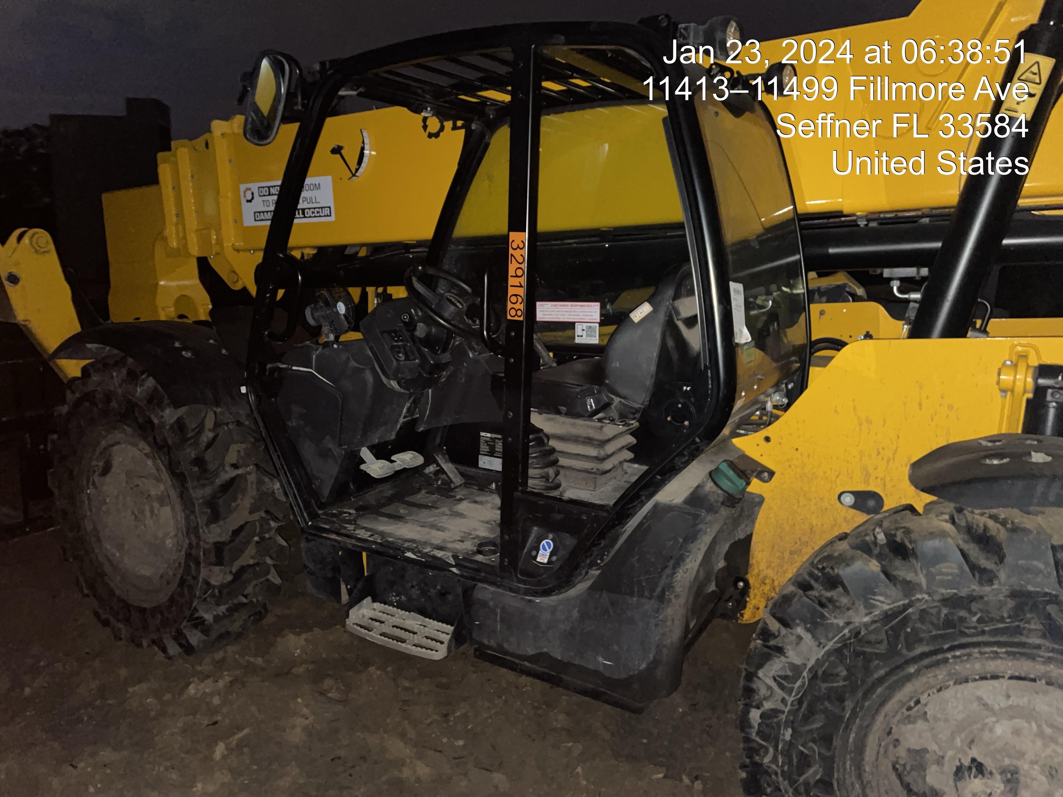 2023 JCB 510-56