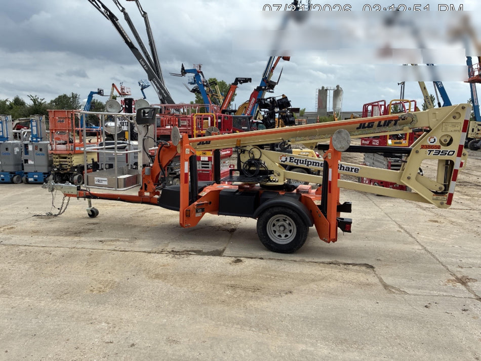 2022 JLG T350