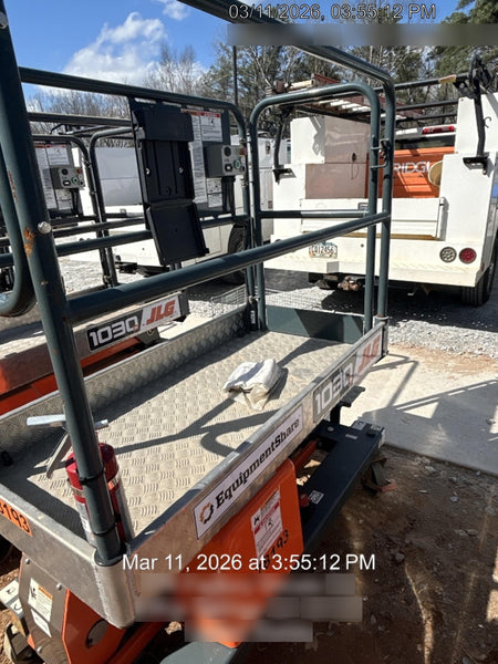 2021 JLG 1030P