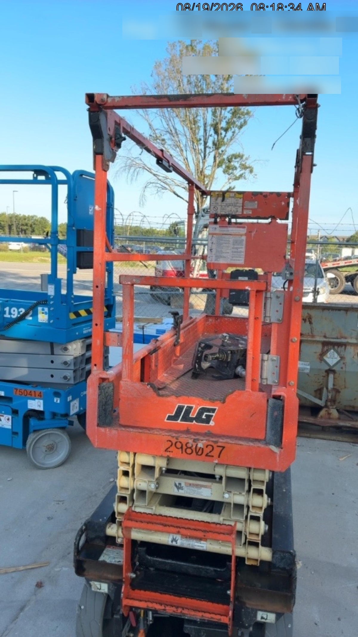 2023 JLG ES1932