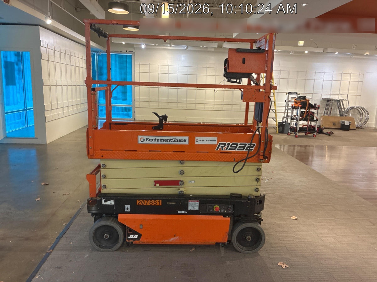 2022 JLG R1932