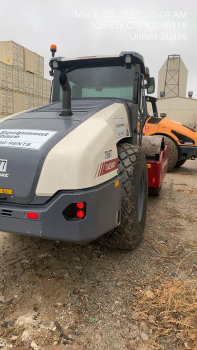 2023 DYNAPAC CA2500D