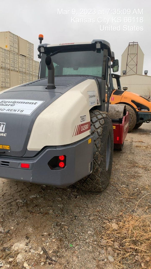 2023 DYNAPAC CA2500D