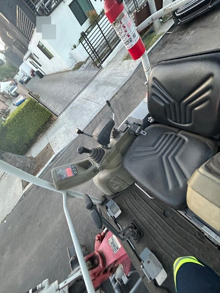2023 TAKEUCHI TB216R