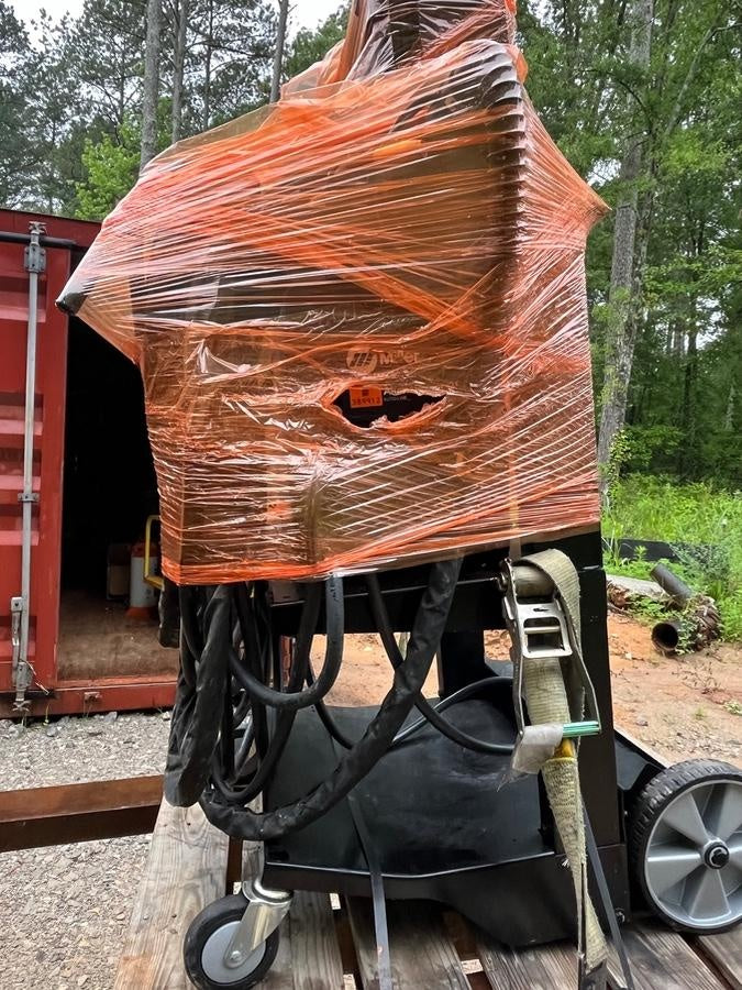 2023 MILLER ELECTRIC XR-AlumaFeed