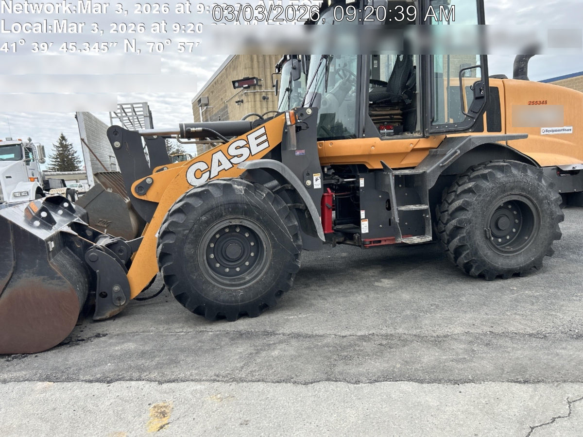 2022 CASE 721G