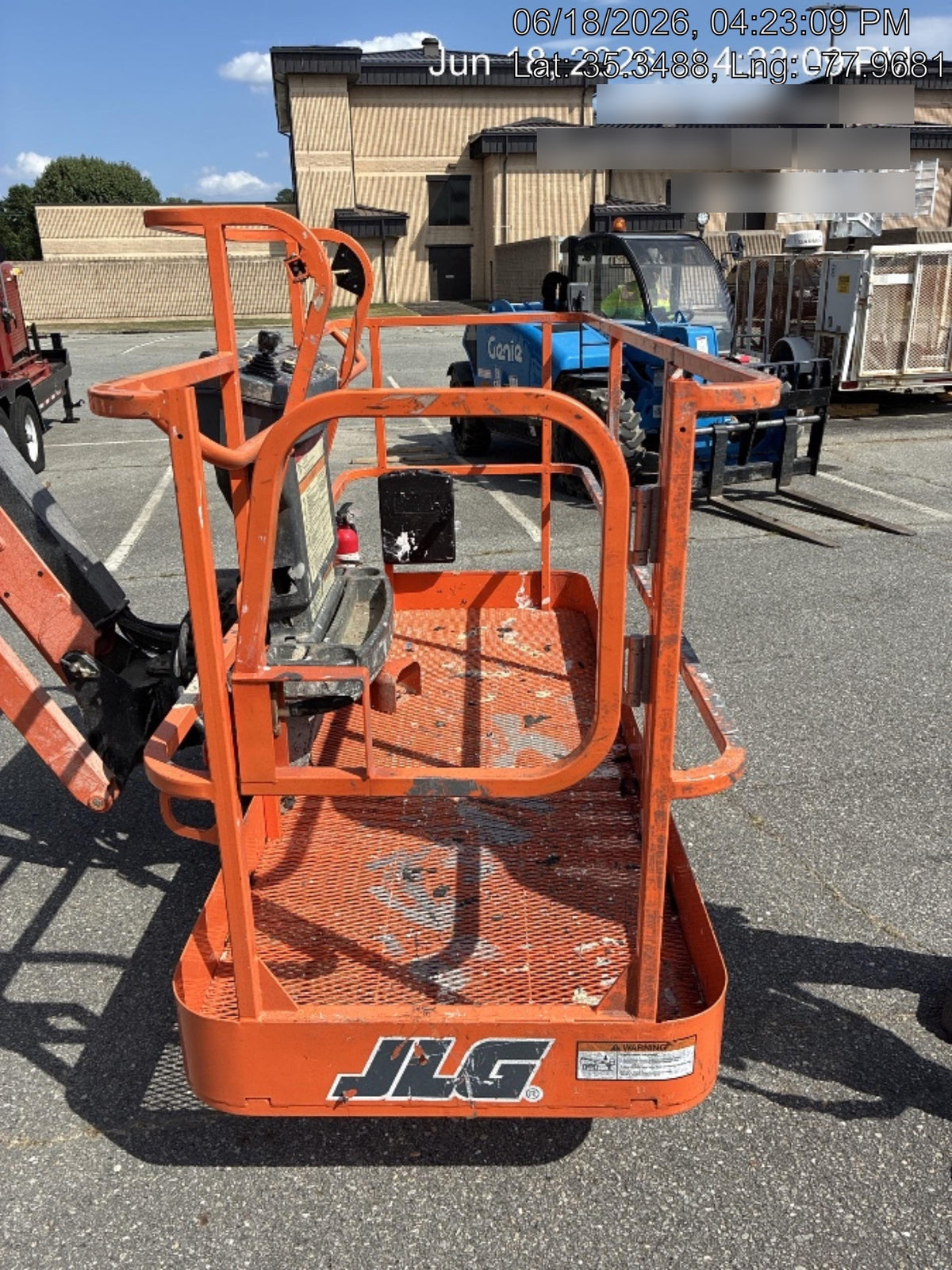 2021 JLG 660SJ