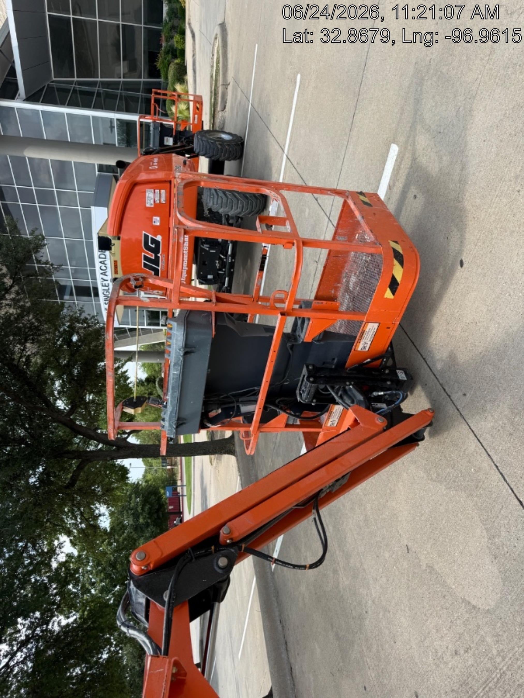 2022 JLG E450AJ