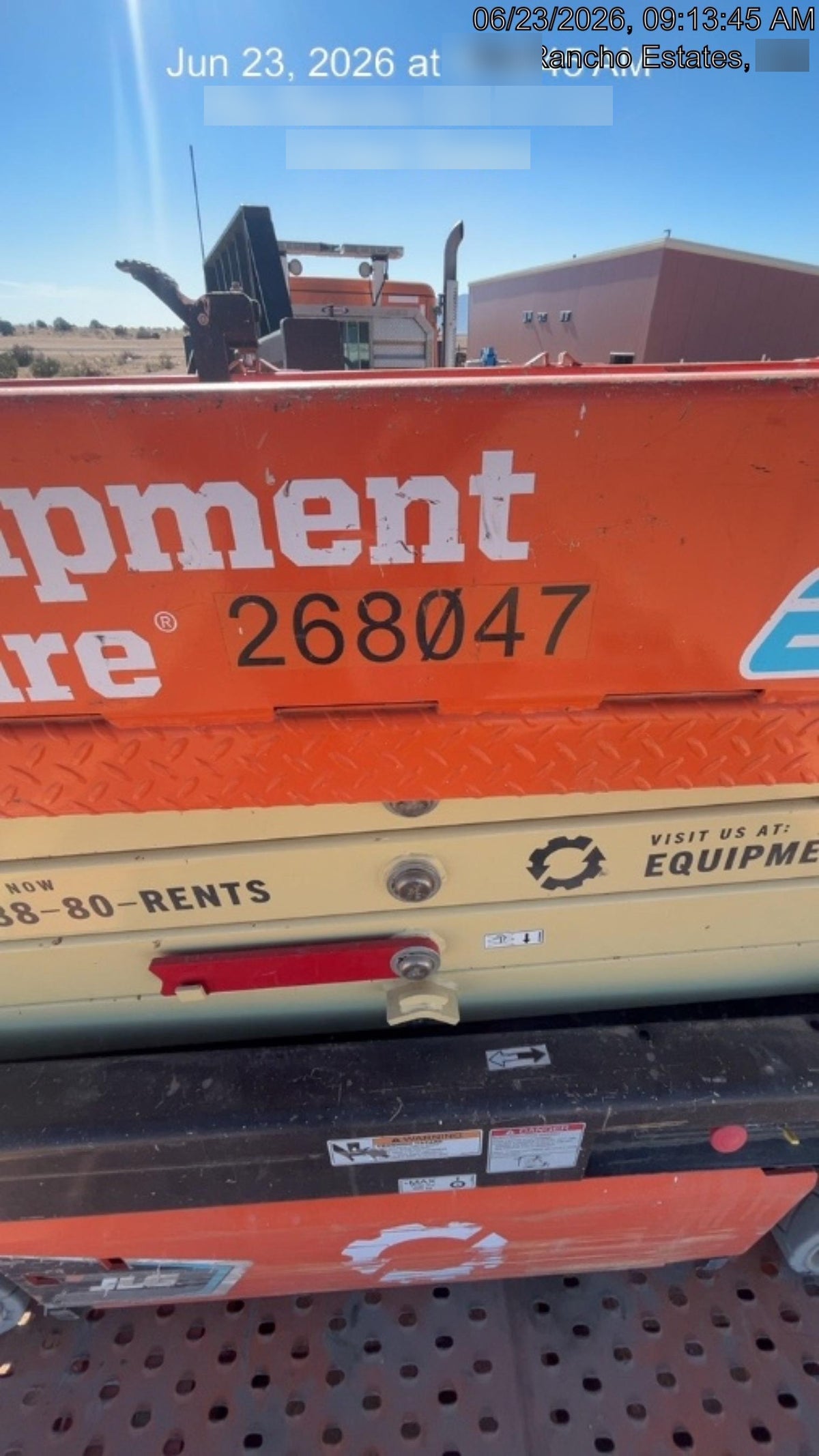 2022 JLG ES1932