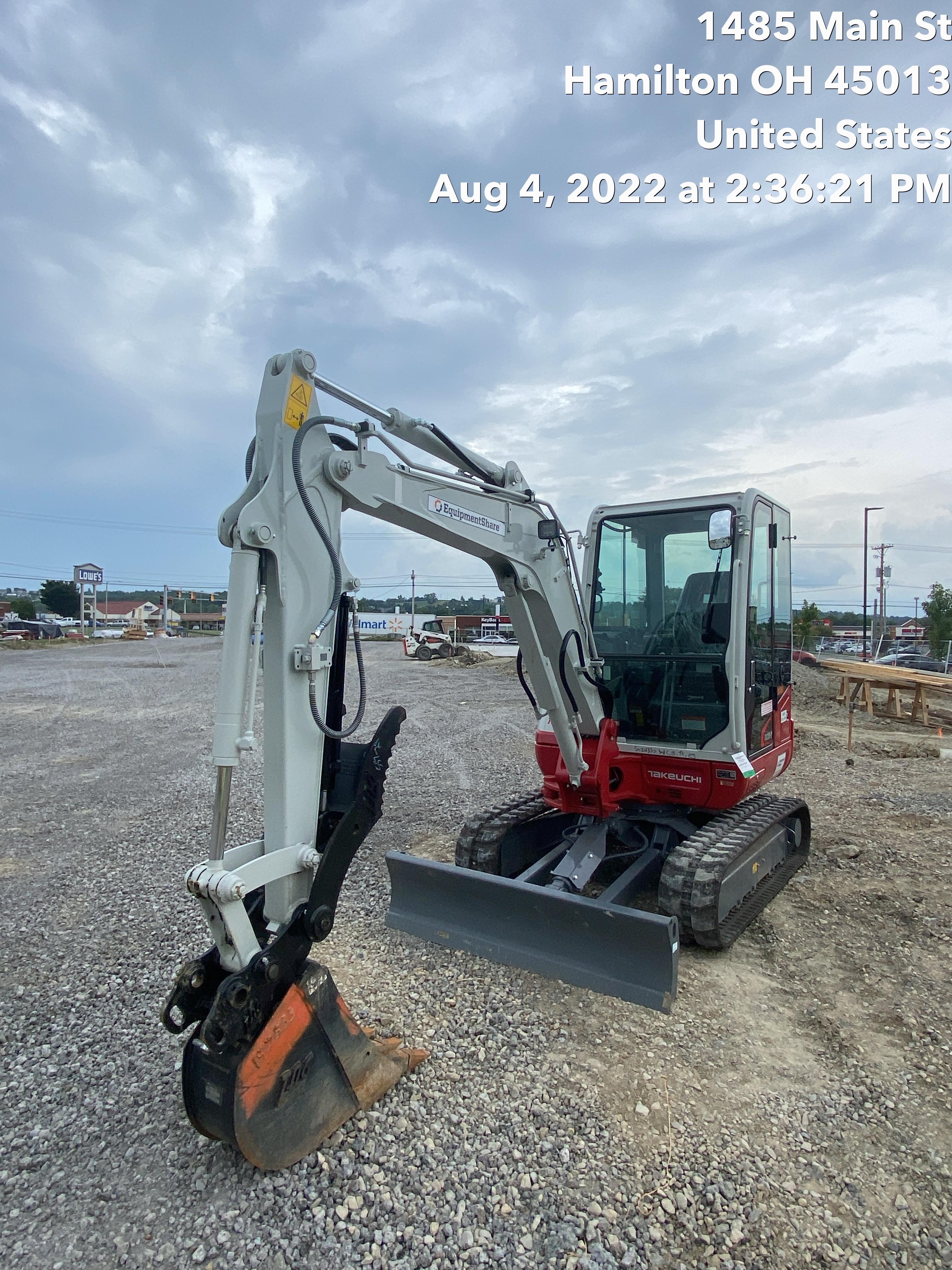 2022 TAKEUCHI TB235-2CR