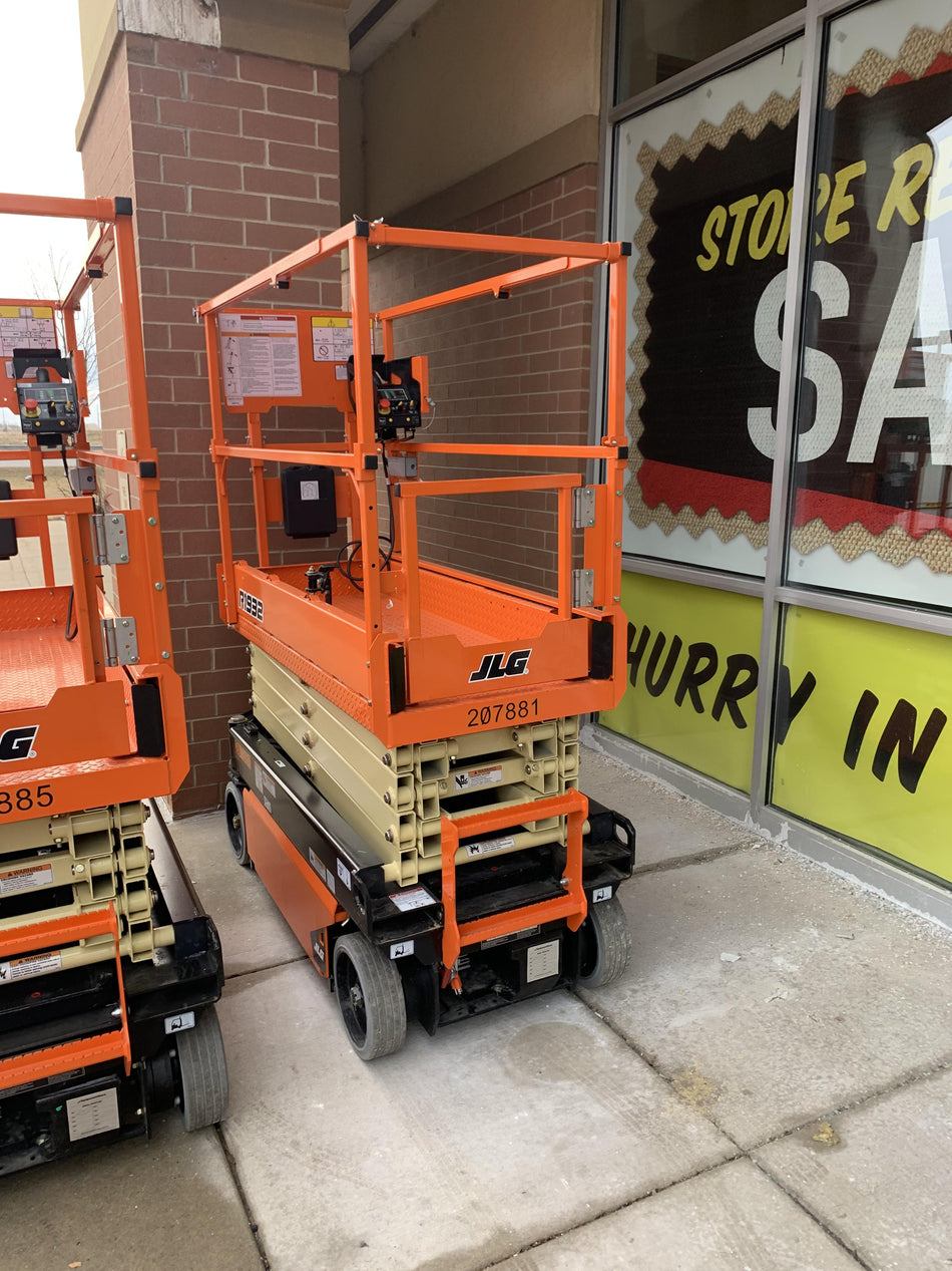 2022 JLG R1932