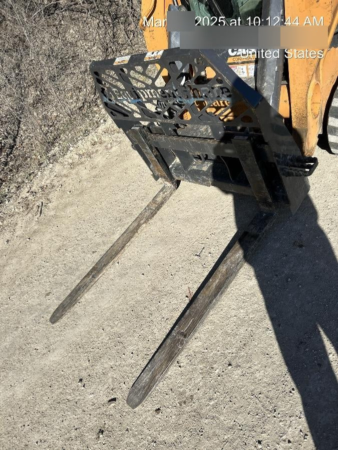 2022 PALADIN 48" Pallet Forks - Paladin
