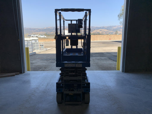 2020 Genie GS-1930 Solid Non Marking Tires, Beacon, Folding rails with half height swing gate, 800W Inverter