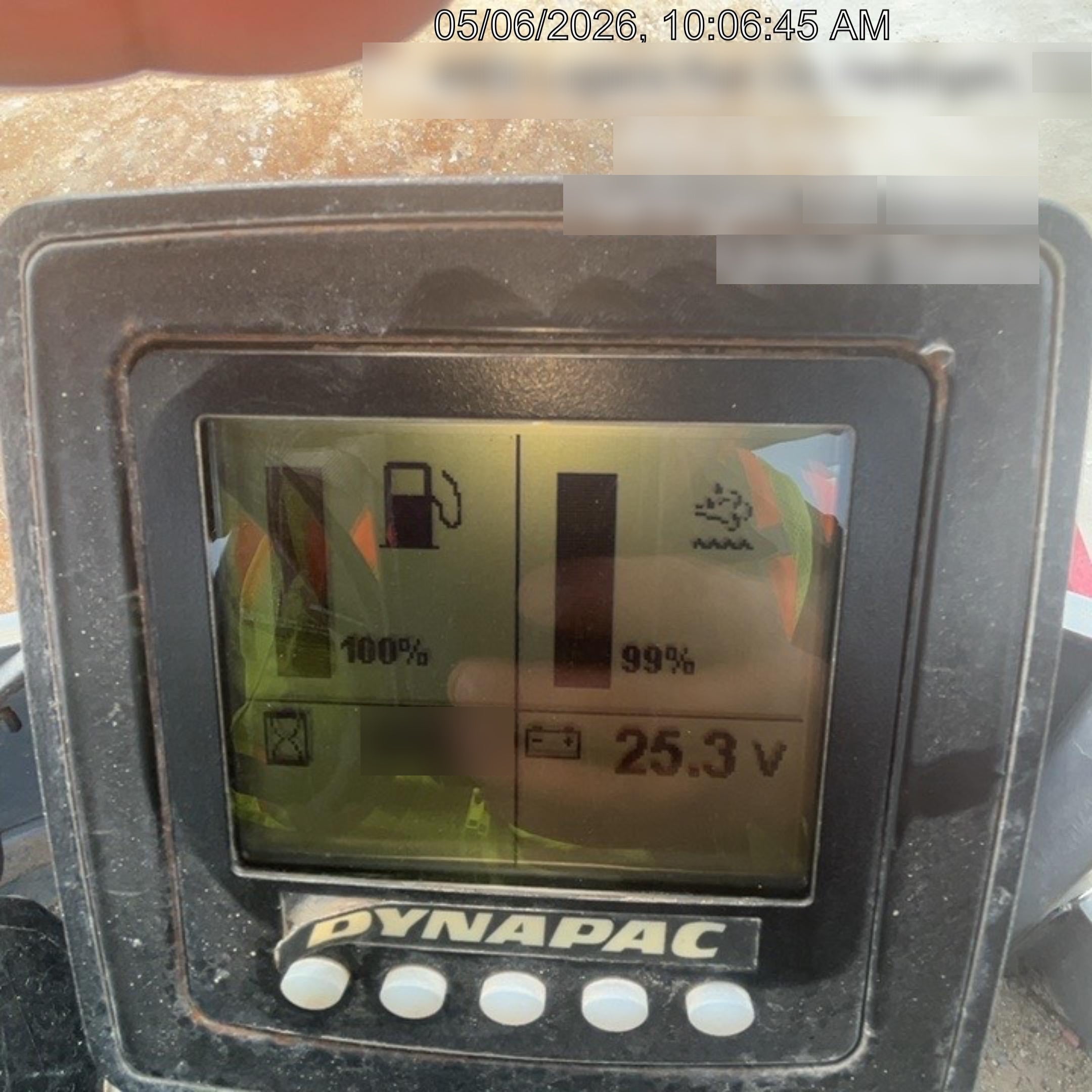 2023 DYNAPAC CA2500D
