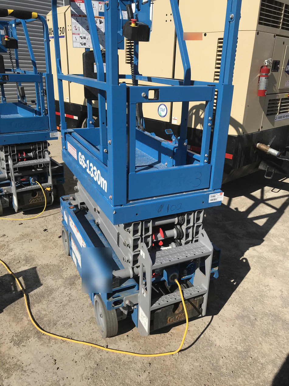 2021 GENIE GS-1330m