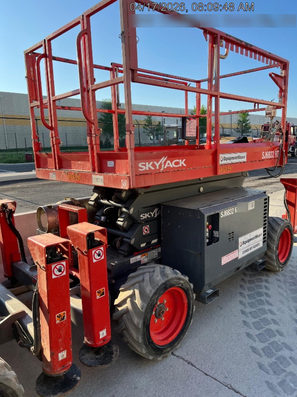 2021 SKYJACK SJ6832 RT