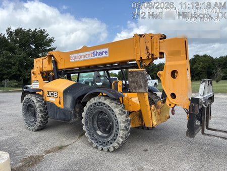 2019 JCB 510-56 Open ROPS, 74 HP, Solid Tires, Worklights, Beacon, Aux Hydraulics, Lifting Eye 66" Carriage/60" Forks