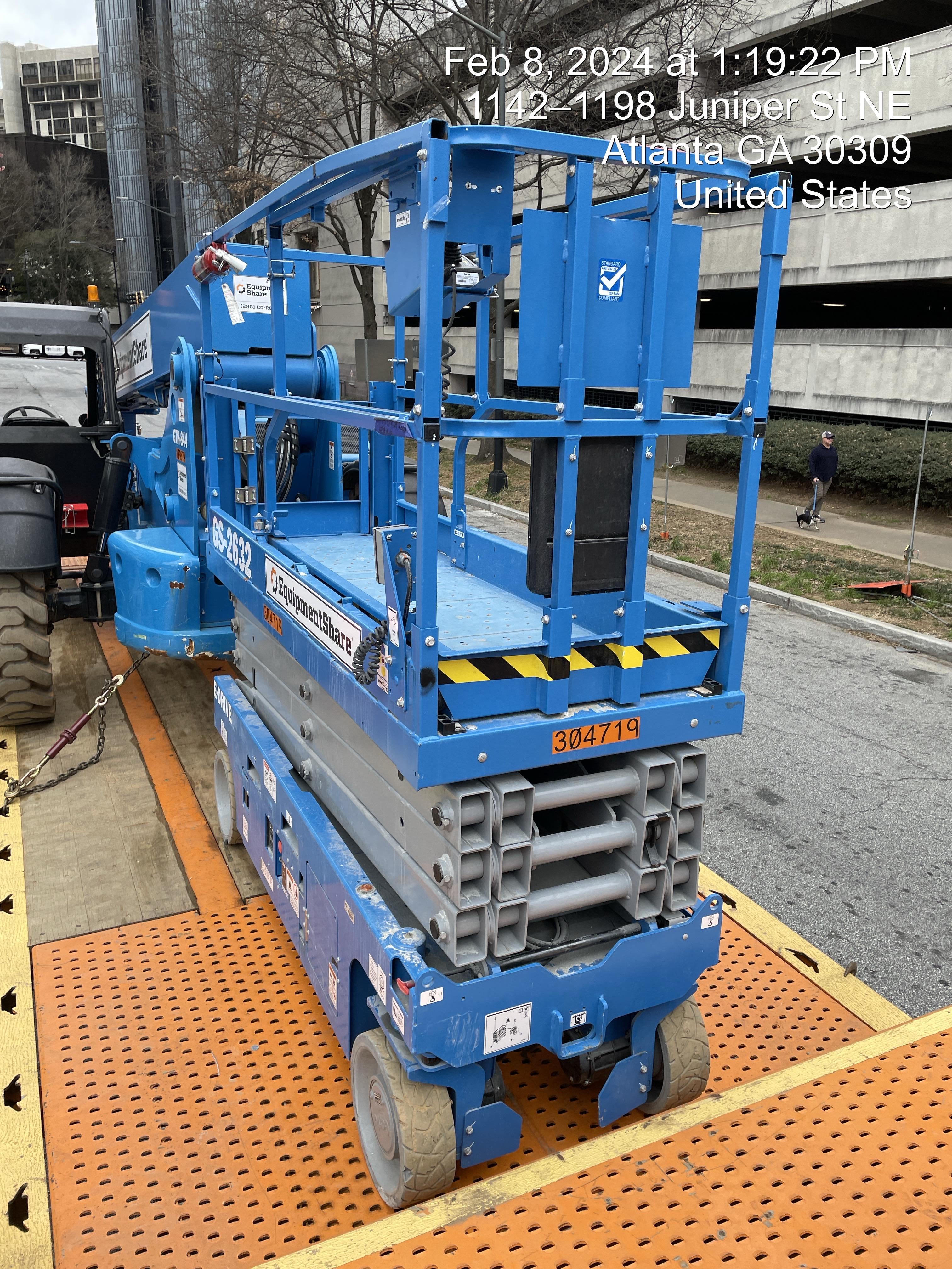 2023 GENIE GS-2632
