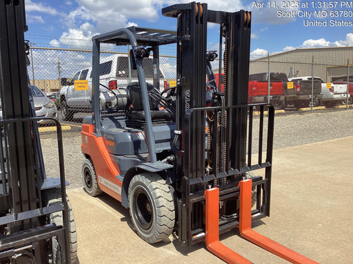 2022 TOYOTA 50-8FGU25