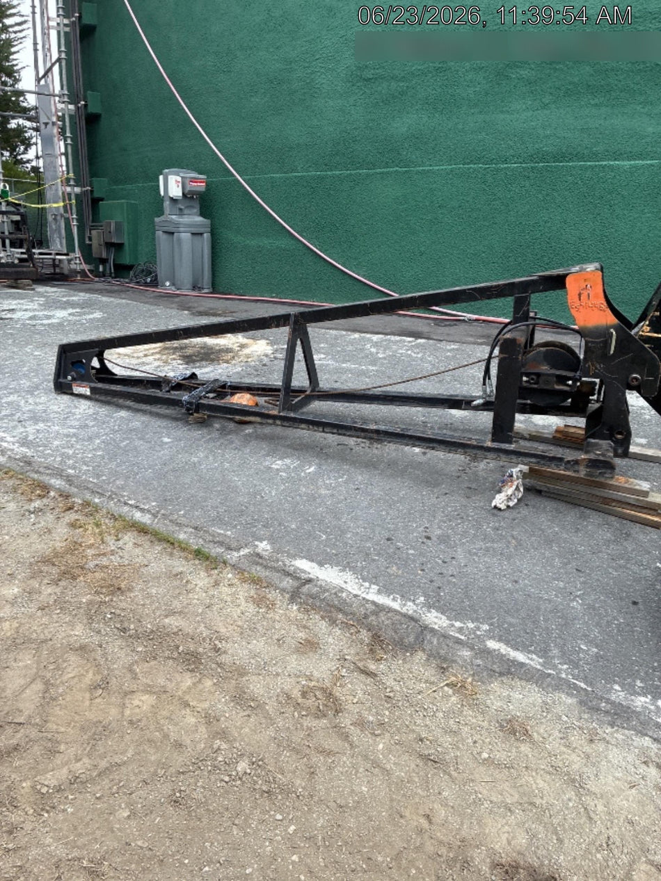 2024 JLG 1001099351