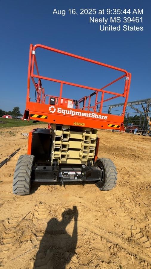 2025 JLG RT4394