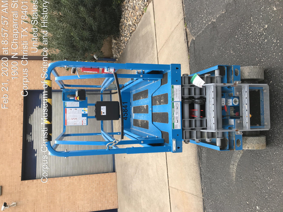 2019 Genie GS-1930 Fixed rails with chain Entry