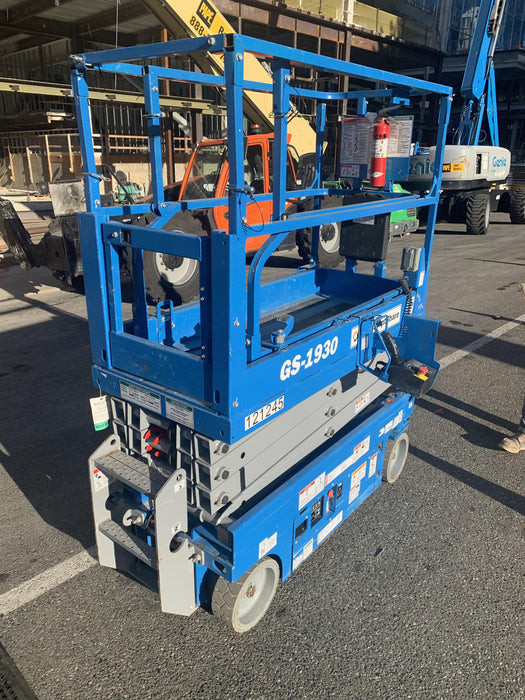 2020 Genie GS-1930 Solid Non Marking Tires, Beacon, Folding rails with half height swing gate, Telematics