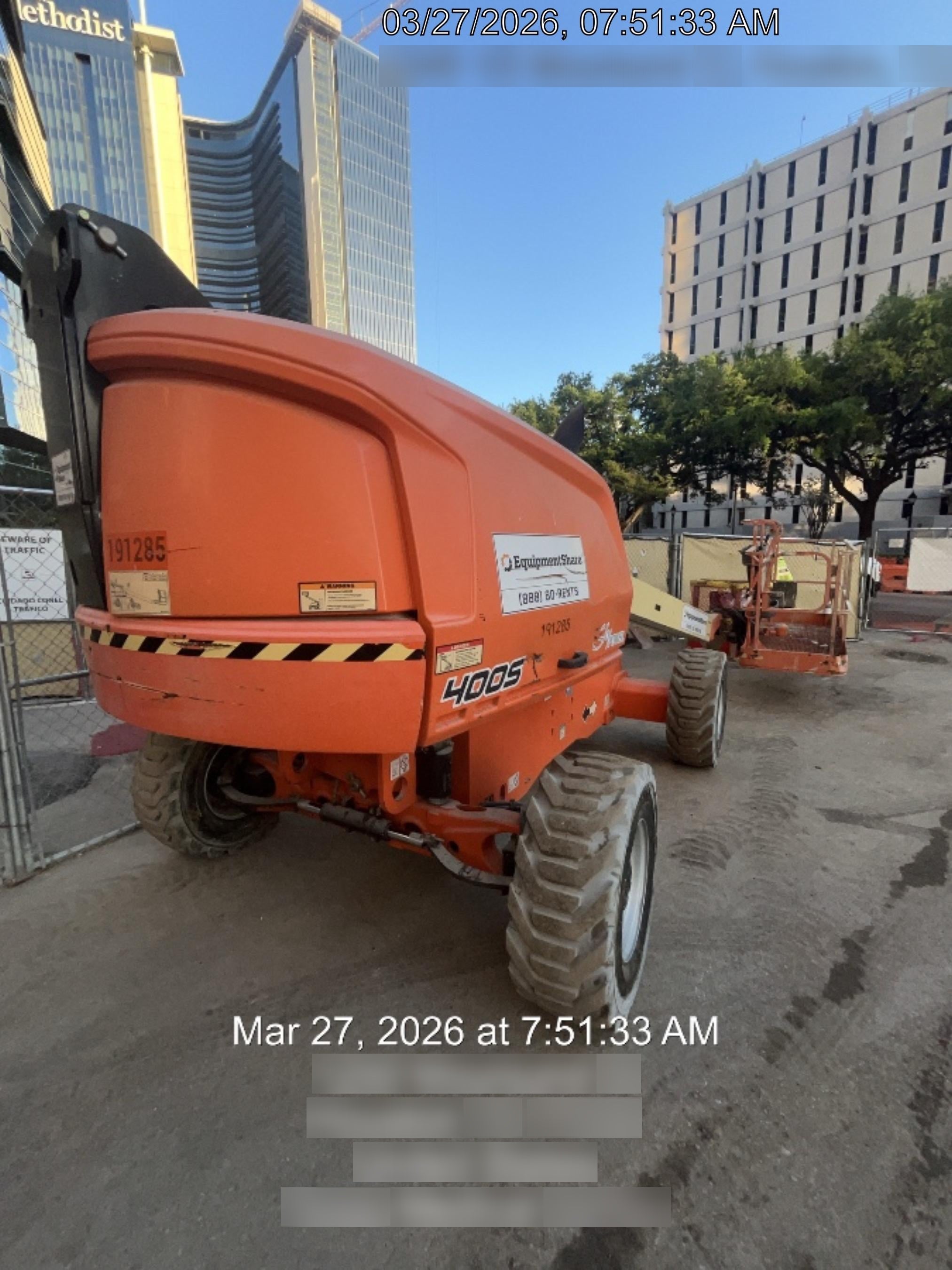 2021 JLG 400S