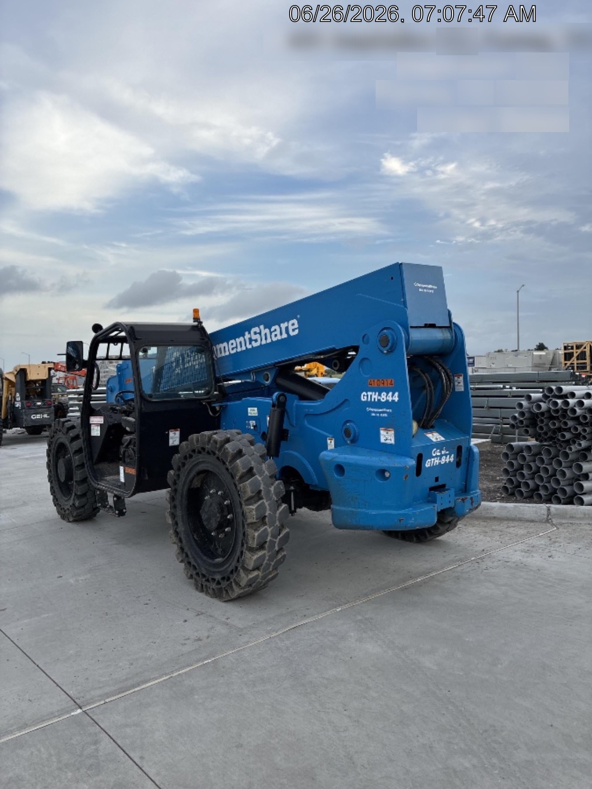 2024 GENIE GTH-844