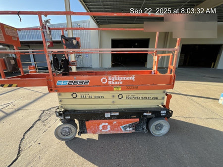 2023 JLG ES2632