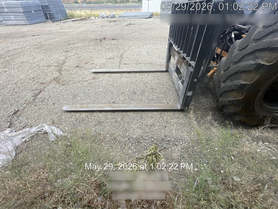 2021 CASE 588H