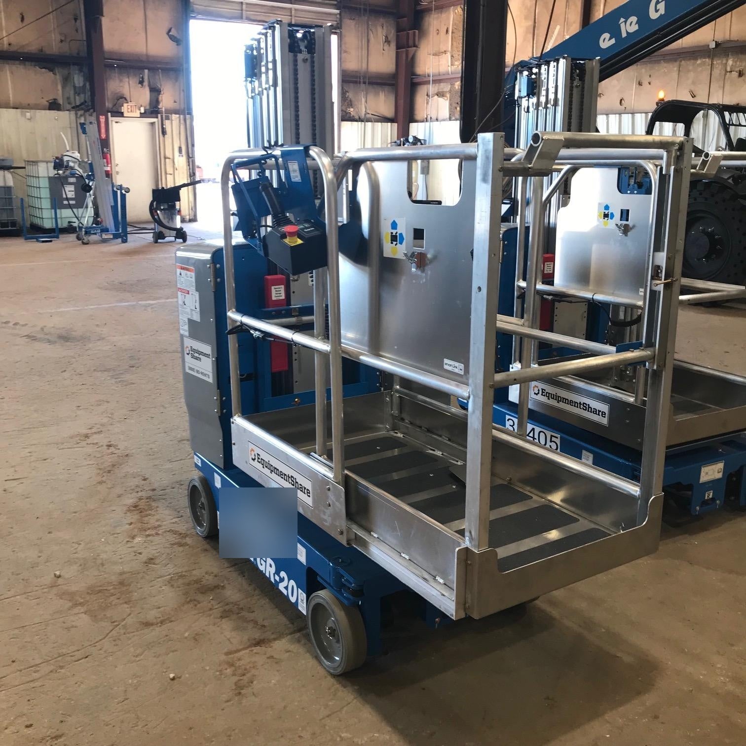 2019 GENIE GR-20
