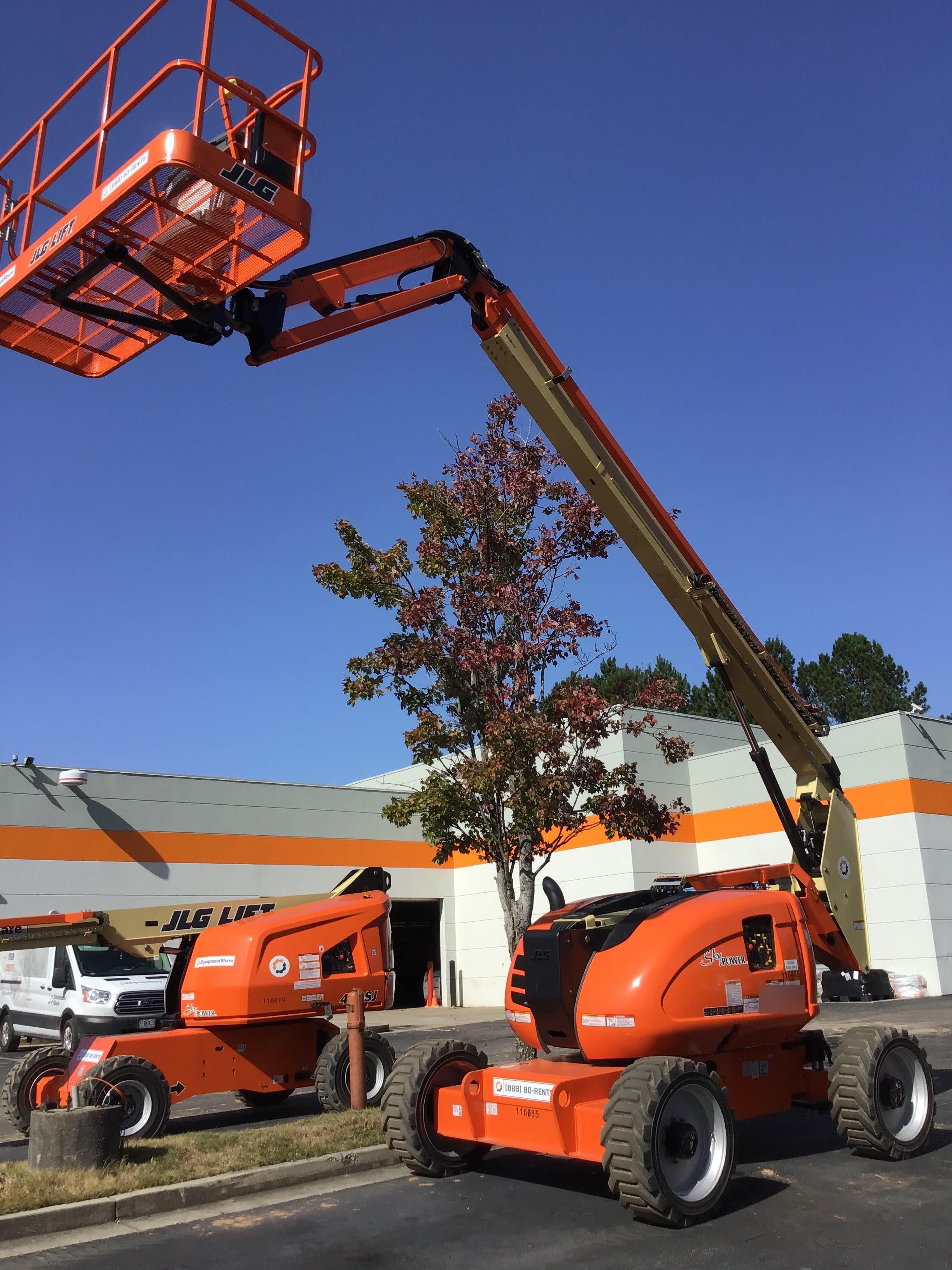 2021 JLG 600AJ