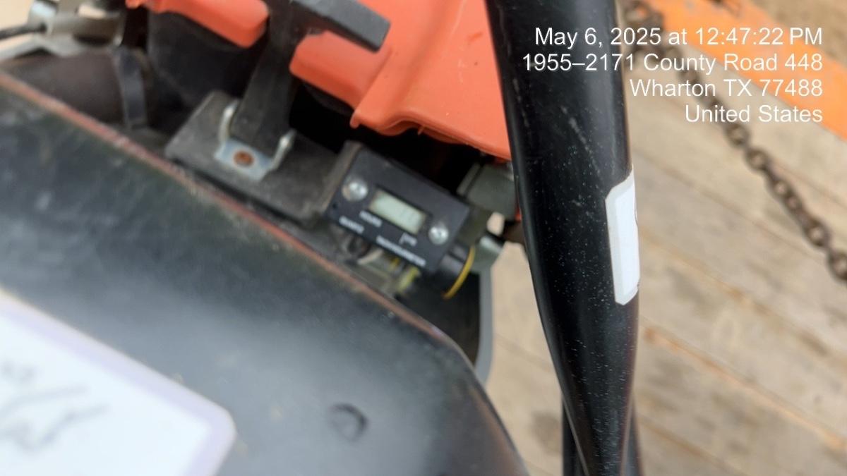 2024 HUSQVARNA LT6005