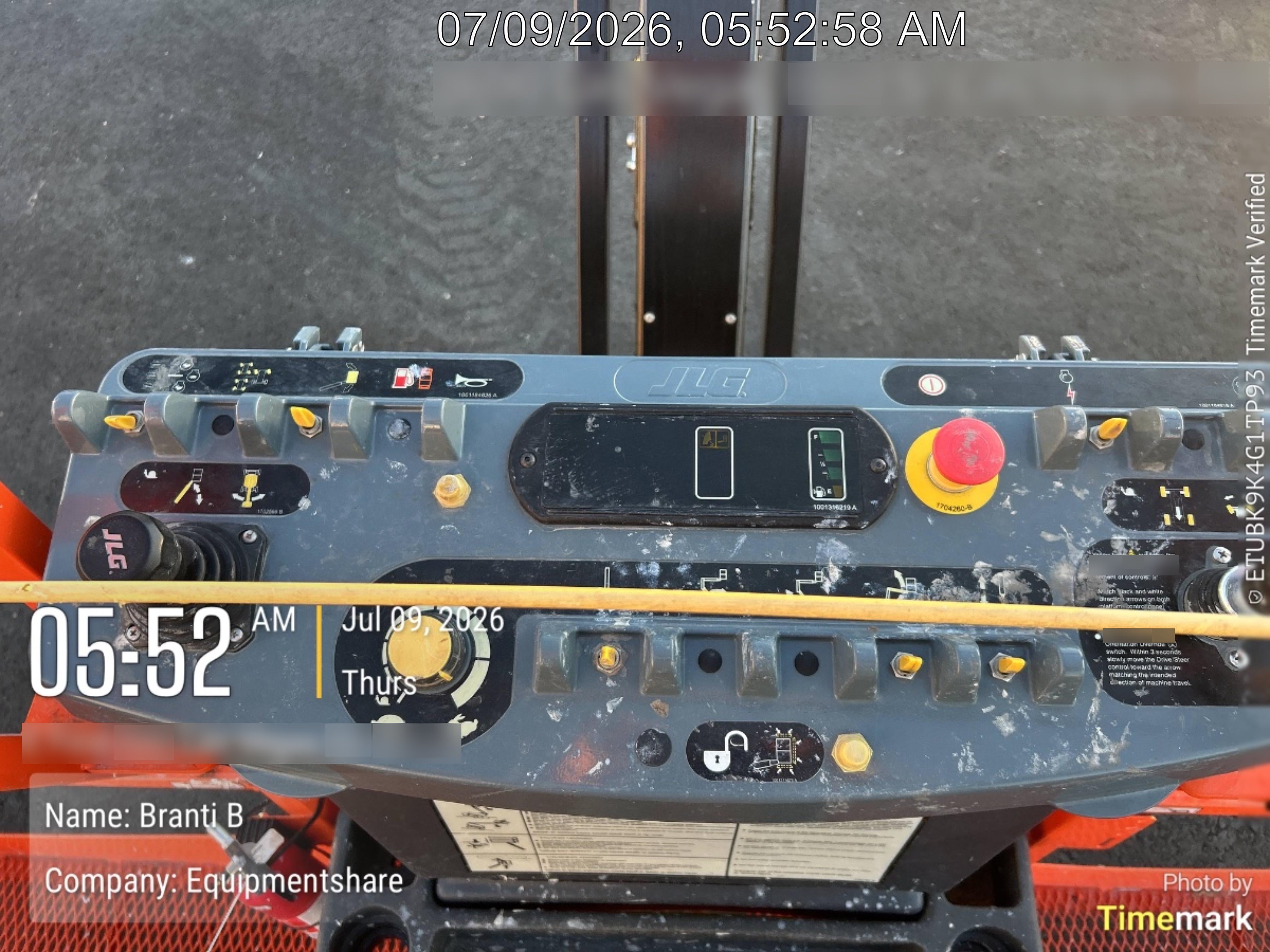 2025 JLG 660SJ