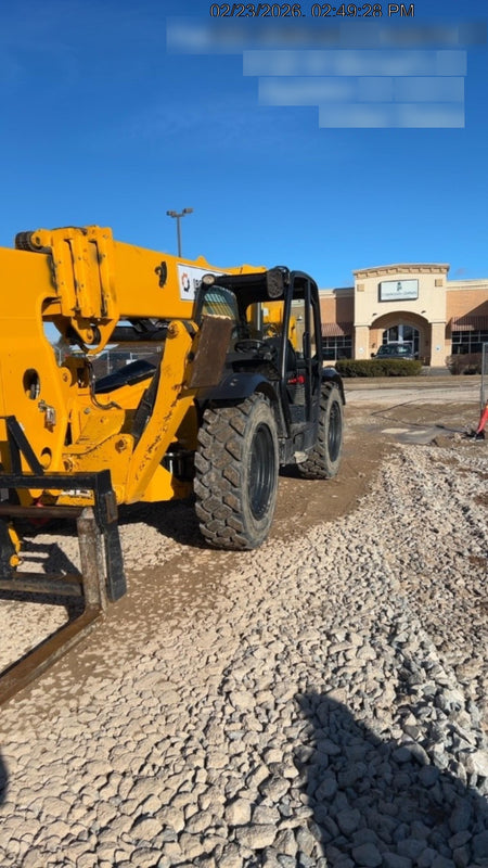 2023 JCB 510-56