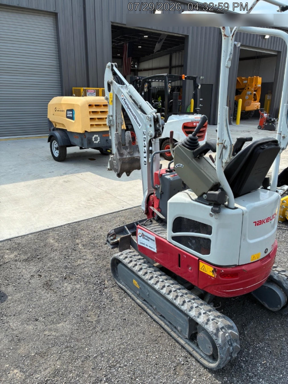 2022 TAKEUCHI TB210R