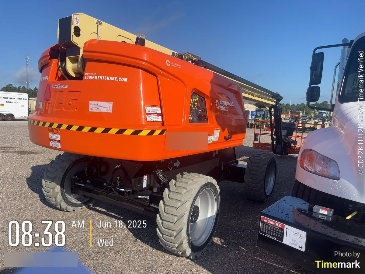 2025 JLG 660SJ
