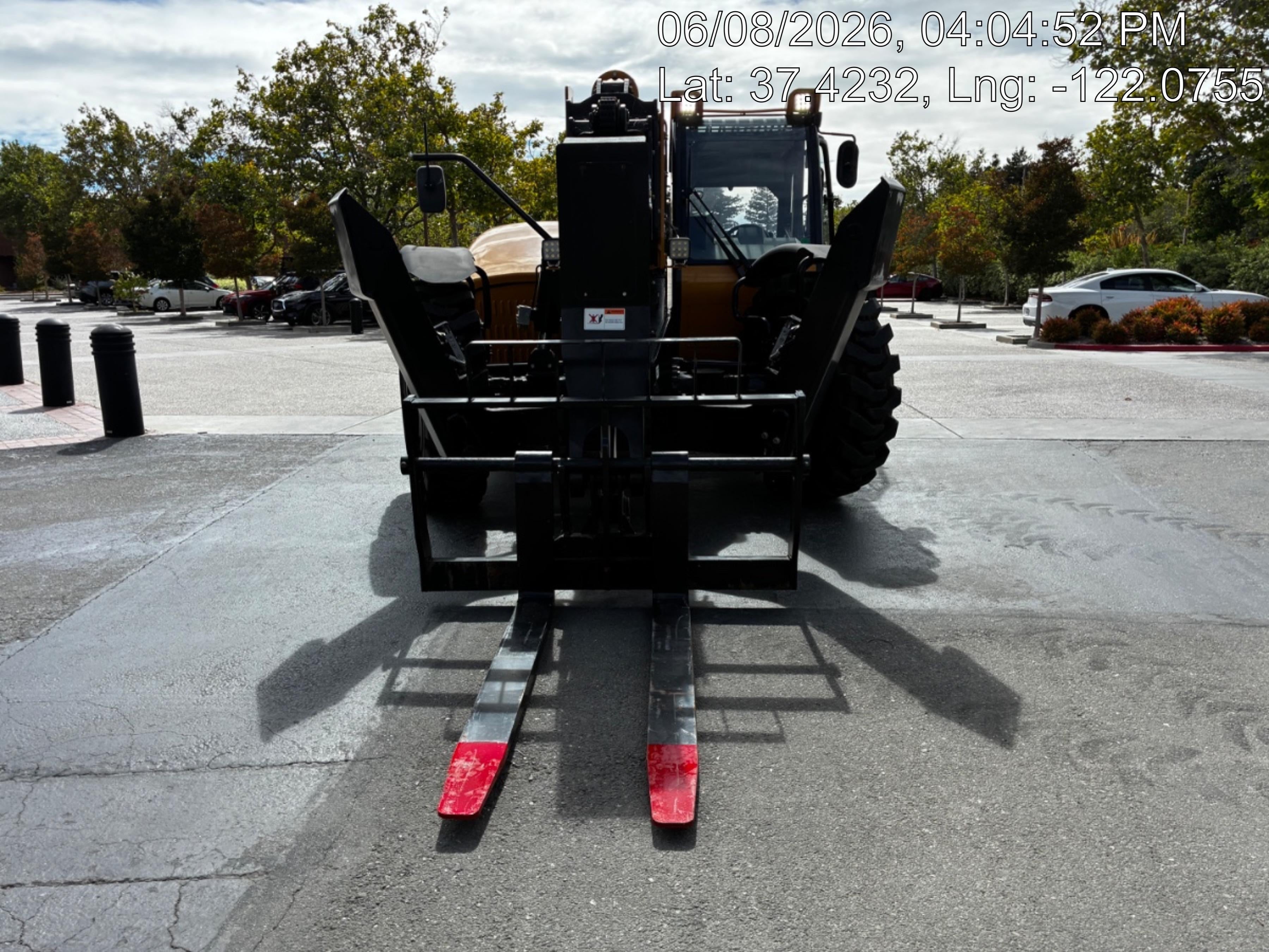 2024 SANY STH1056A