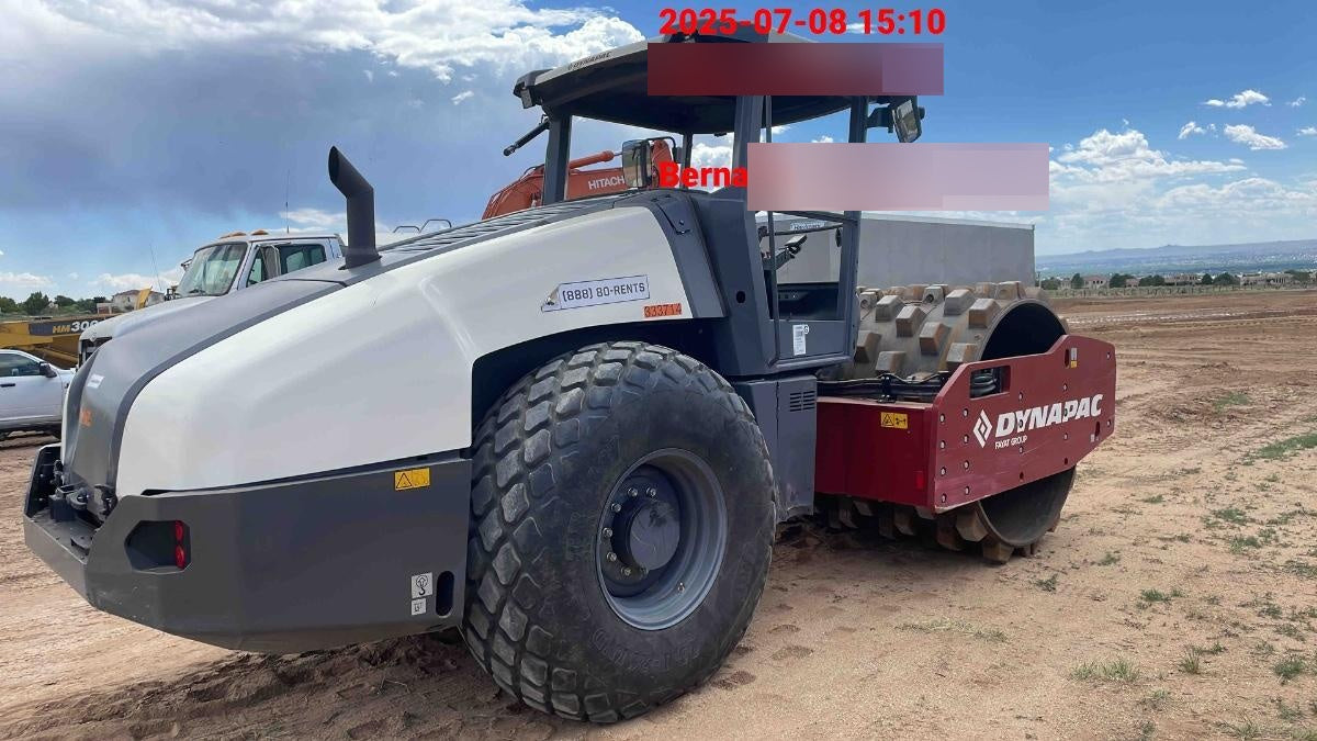 2023 DYNAPAC CA2500D