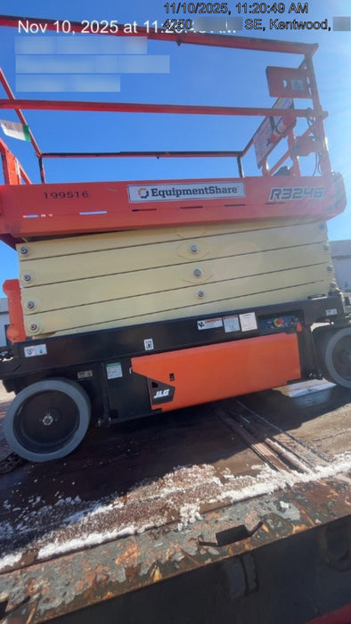 2021 JLG R3246