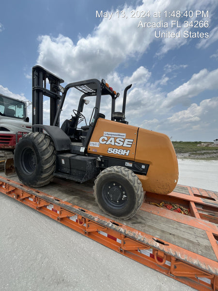2023 CASE 588H
