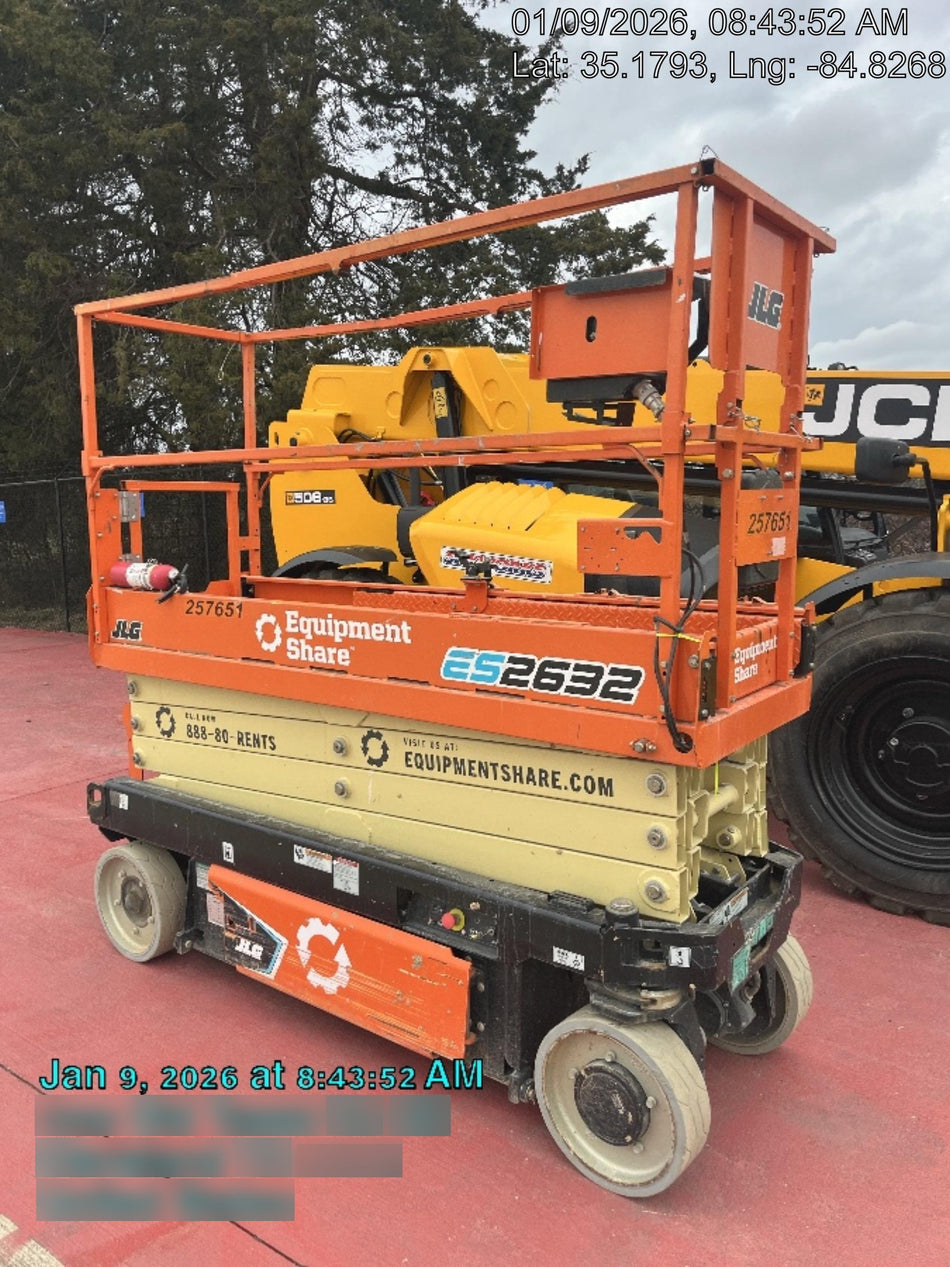 2022 JLG ES2632