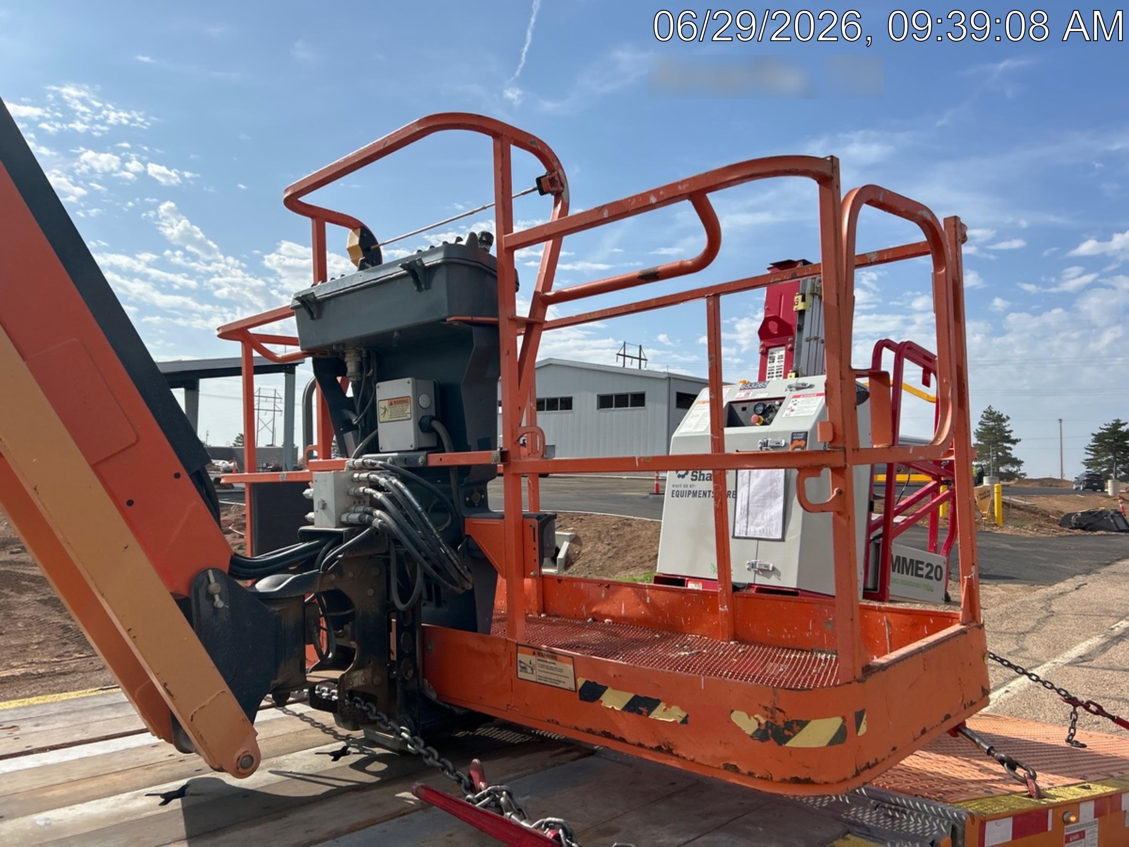 2022 JLG 600AJ