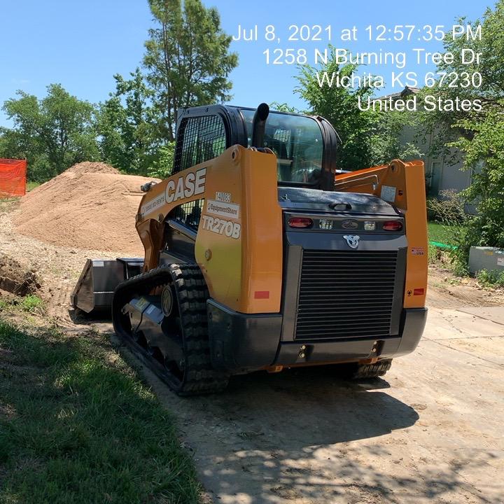 2021 CASE TR270B