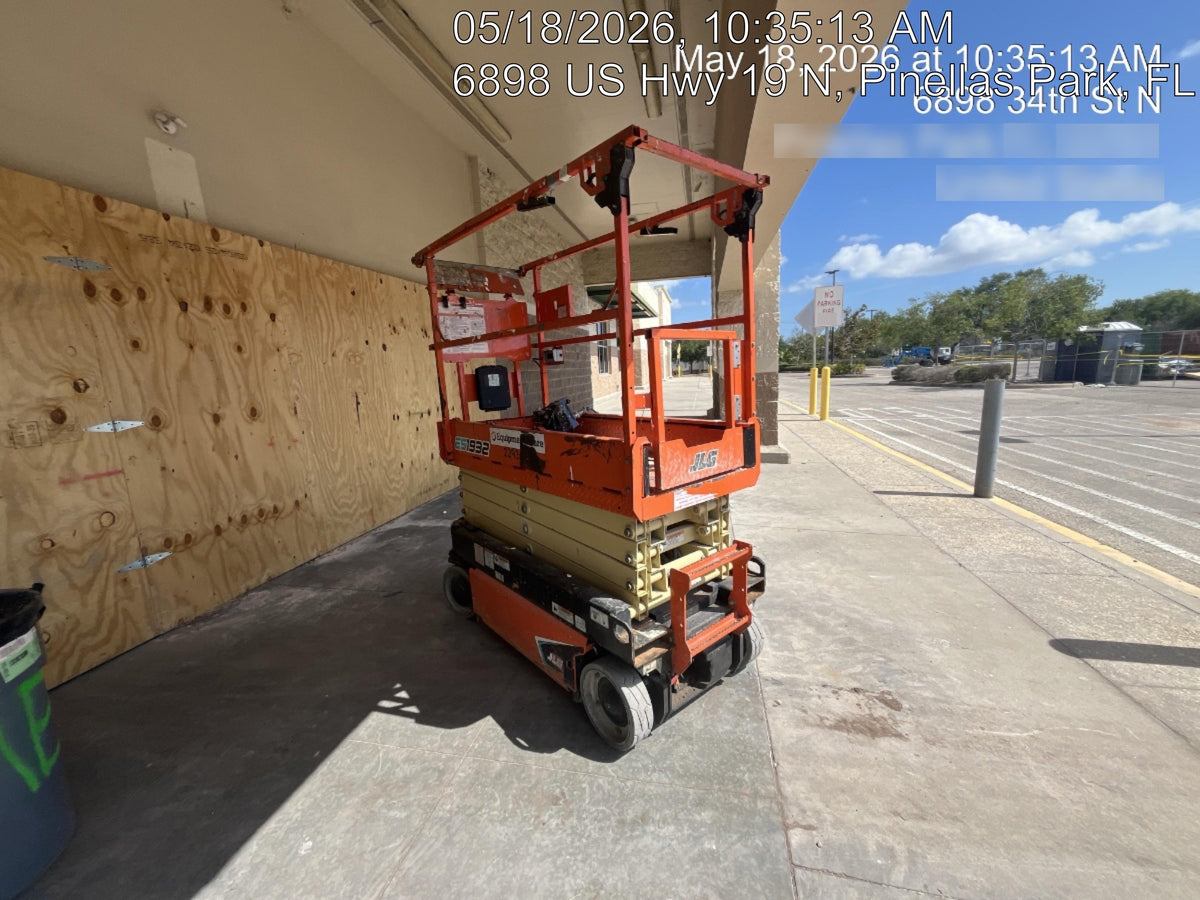 2022 JLG ES1932