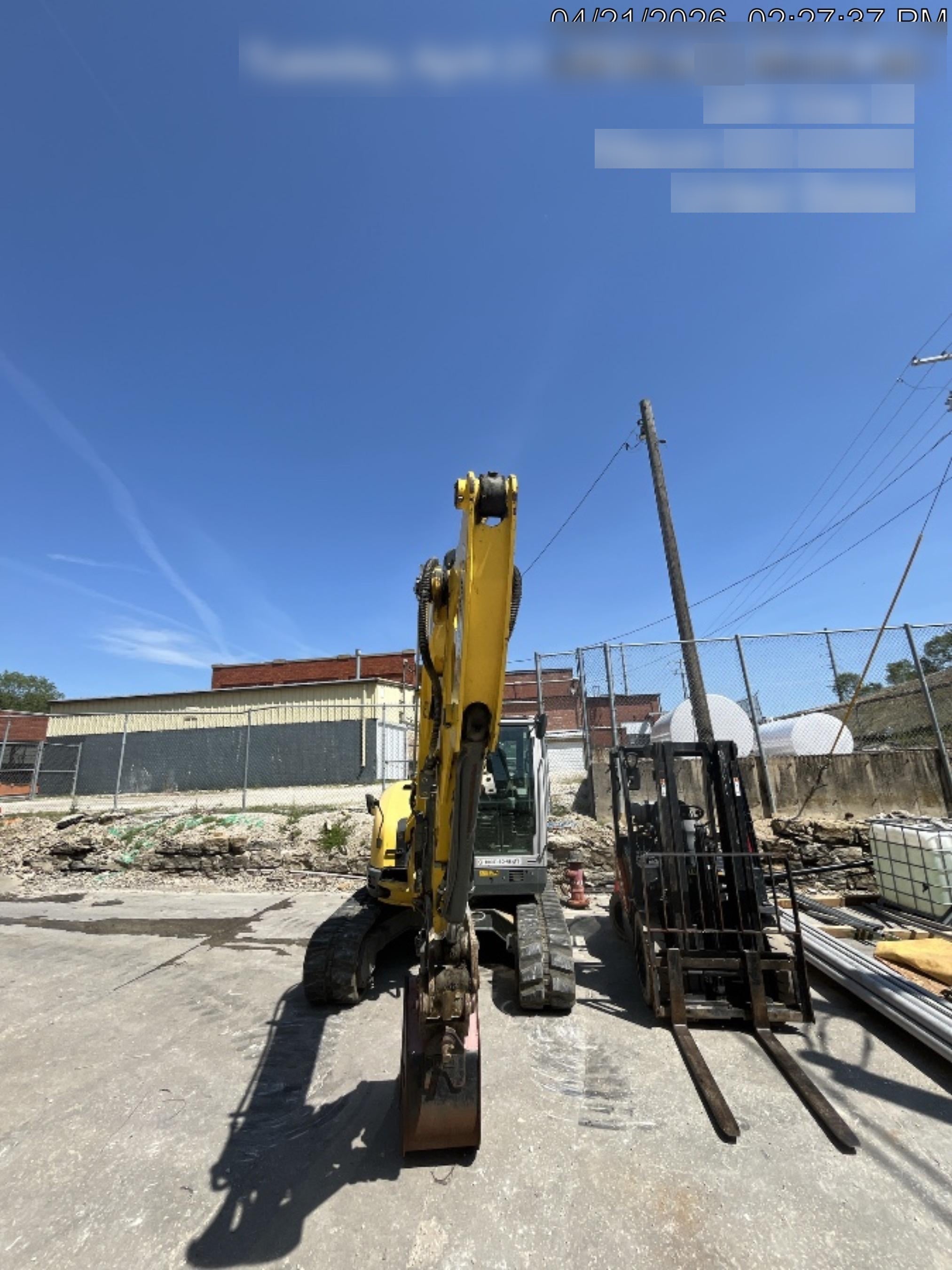 Wacker Neuson ET90 Cab, Long Dipperstick, Track, Bucket